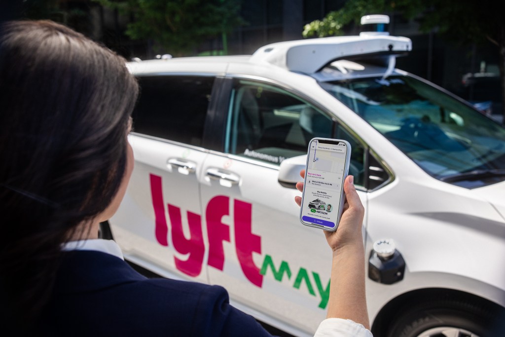 Lyft’s Strategic Entry into Atlanta’s Robotaxi Market Amidst Intensifying Competition