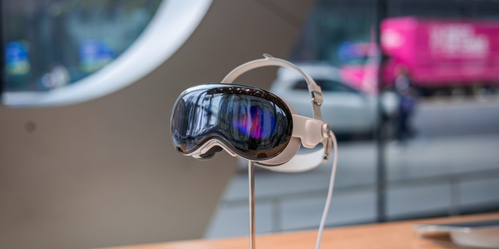 Apple Vision Pro to Feature Live Immersive Los Angeles Lakers Games