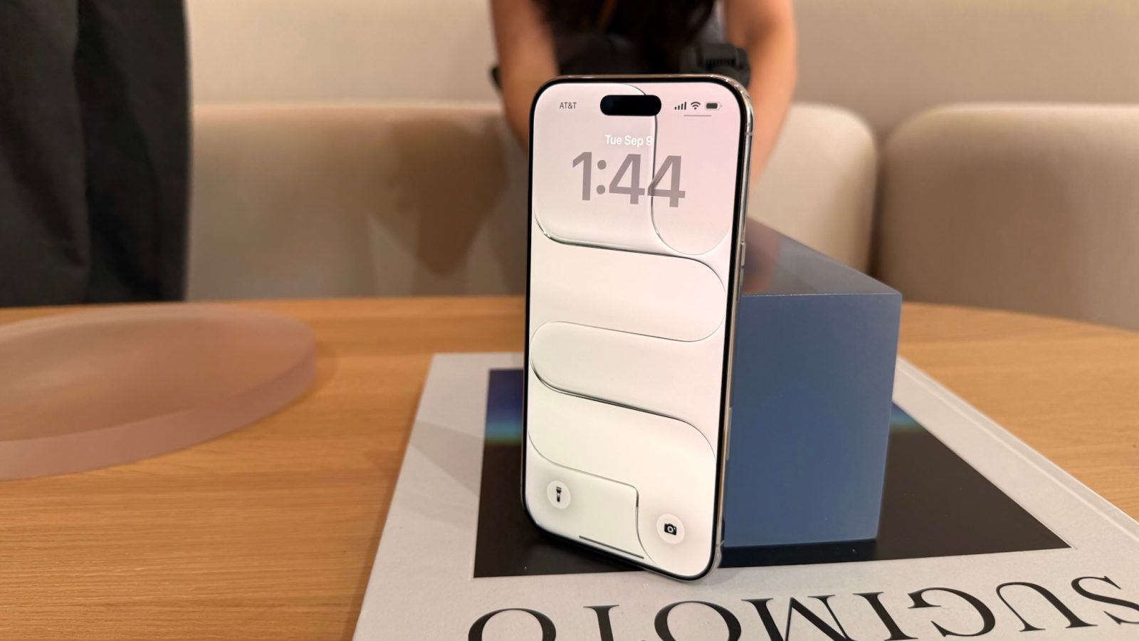 Apple’s iPhone Air Achieves Instant Sell-Out in China Amid Regulatory Triumph