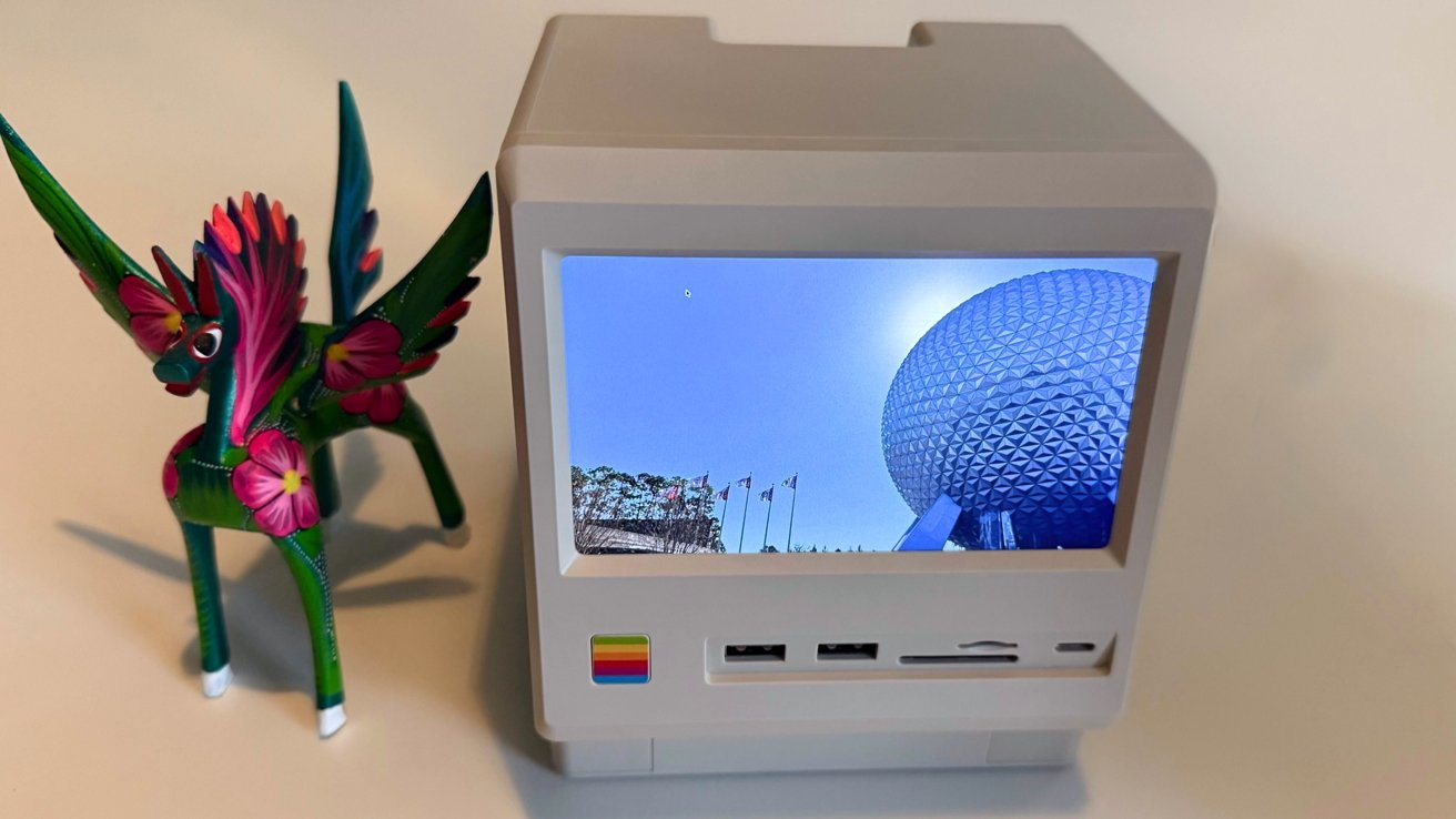 Wokyis M5 Dock Combines Retro Macintosh Style with Modern Mac mini Functionality and Thunderbolt 5 Support