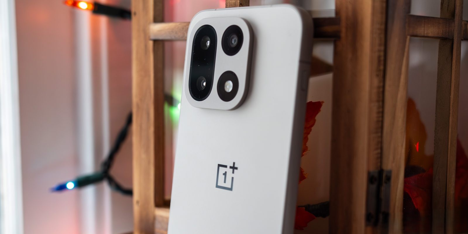 OnePlus 15 Launches with Massive Battery, Enhanced Gaming, But Drops Hasselblad Partnership