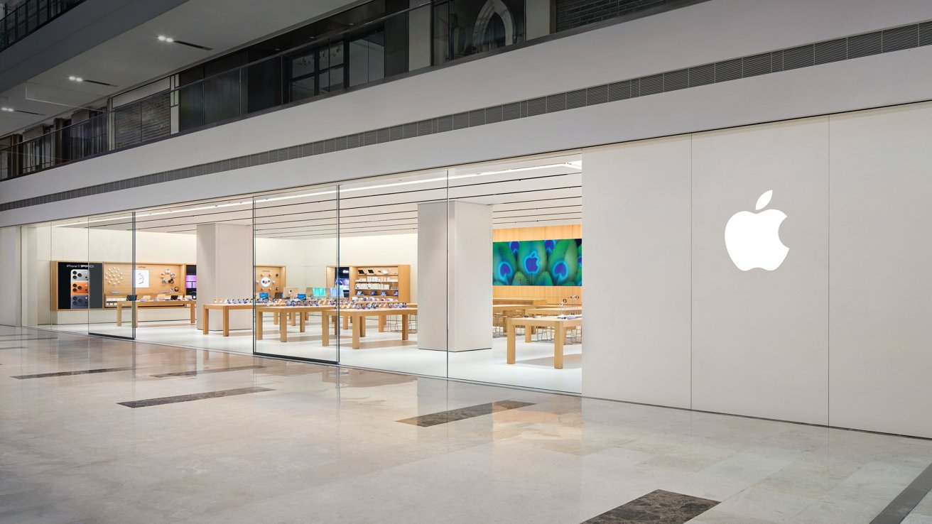 Apple Opens Fifth Retail Store in India, Expanding Its Market Presence with Apple Noida Launch