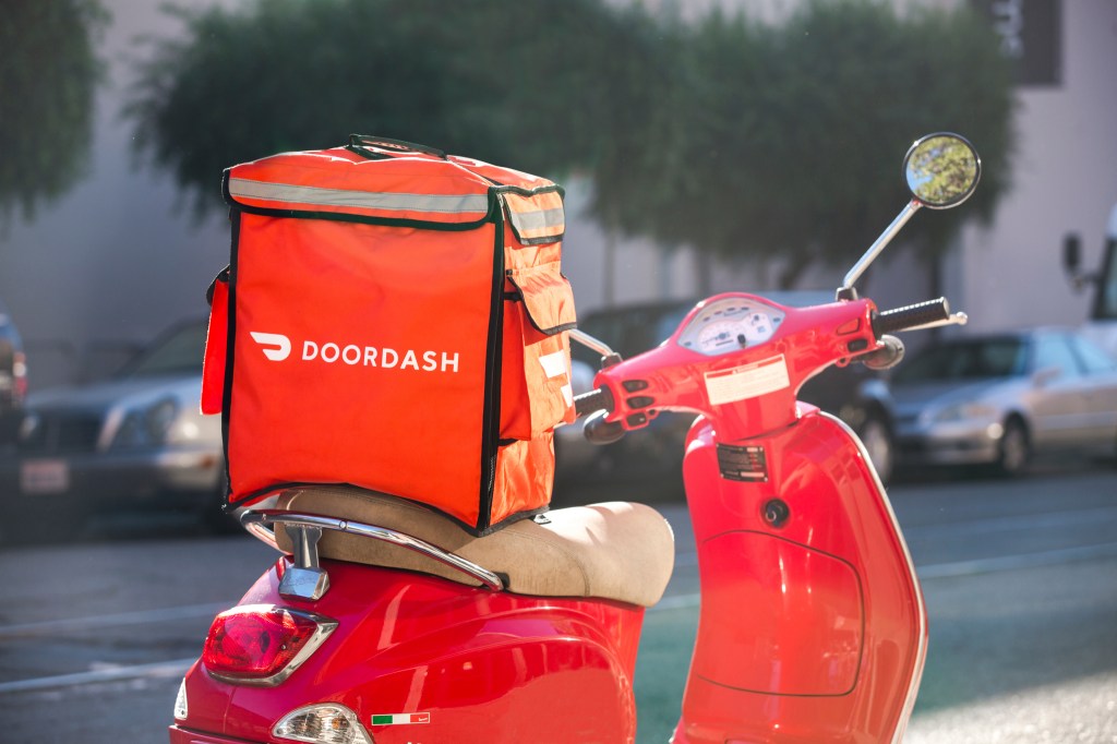 DoorDash Bans Driver for Allegedly Using AI to Fake Delivery Confirmation, Highlighting AI Misuse Risks