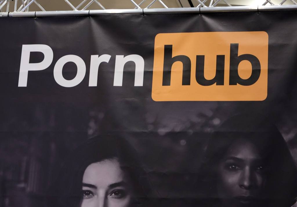UK Access to Pornhub Curtailed as Online Safety Act Triggers Age Verification Measures