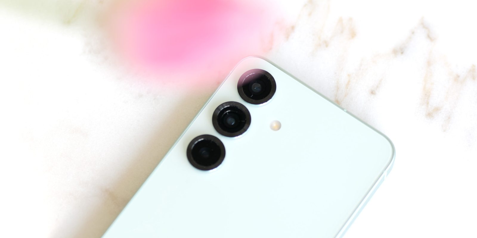 Samsung Rolls Out One UI 8.5 Beta 4 for Galaxy S25 with Direct Voicemail Feature and Key Fixes