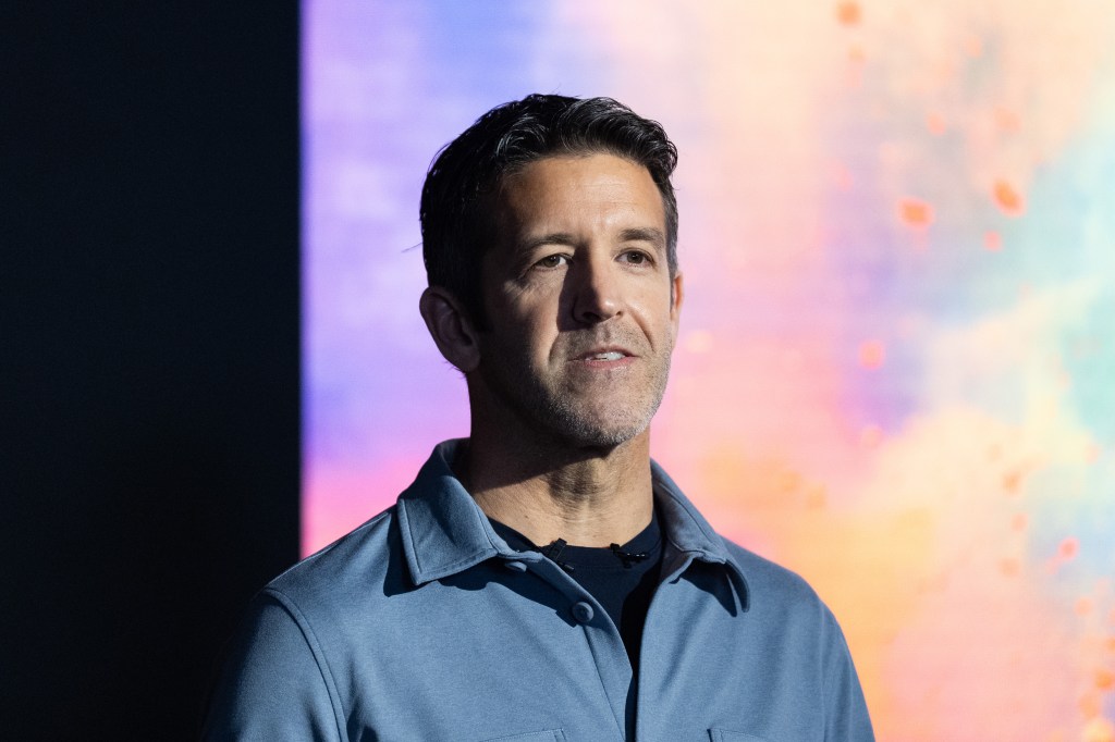 Apple Poised for Hardware Renaissance as John Ternus Succeeds Tim Cook as CEO