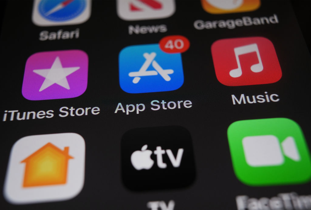 AI Powers Surge in App Store Growth: Releases Up 104% as Development Barriers Fall
