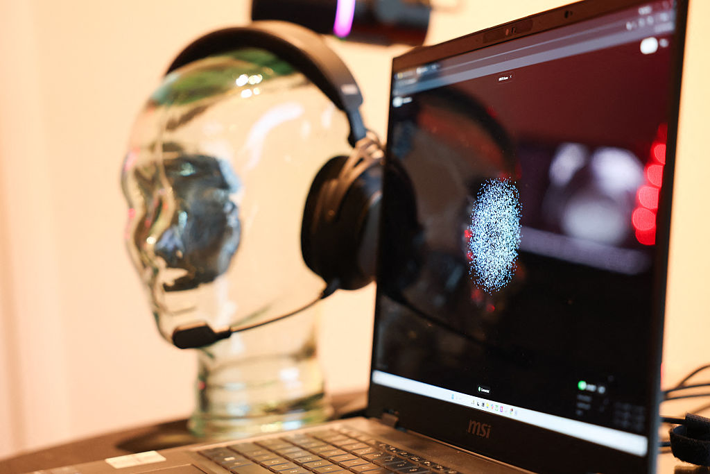 Neurable to License Non-Invasive Brain-Computer Interface Tech for Consumer Wearables Integration