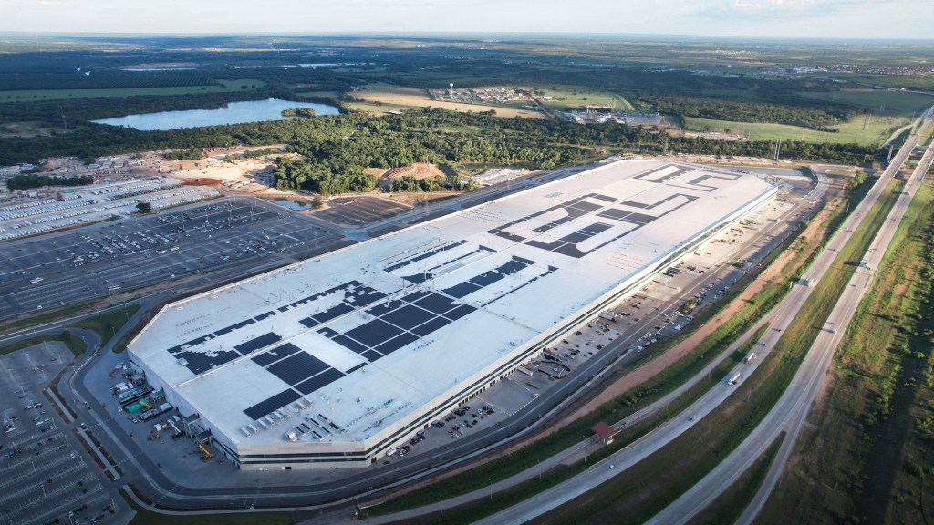 Tesla’s Texas Factory Cuts Workforce by 22% Amid Profit Decline, Shifts to AI and Energy Solutions