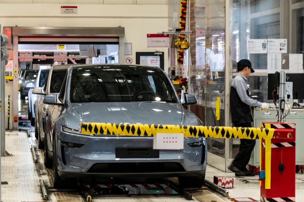 Tesla’s Q1 2026 Revenue Climbs 16% with Strong EV Sales and FSD Subscription Growth