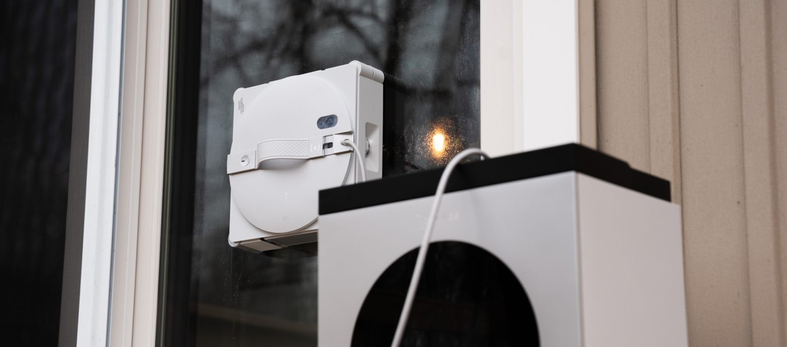 Ecovacs Launches W3 Omni Winbot: Advanced Window Cleaning Robot for Large and Hard-to-Reach Areas