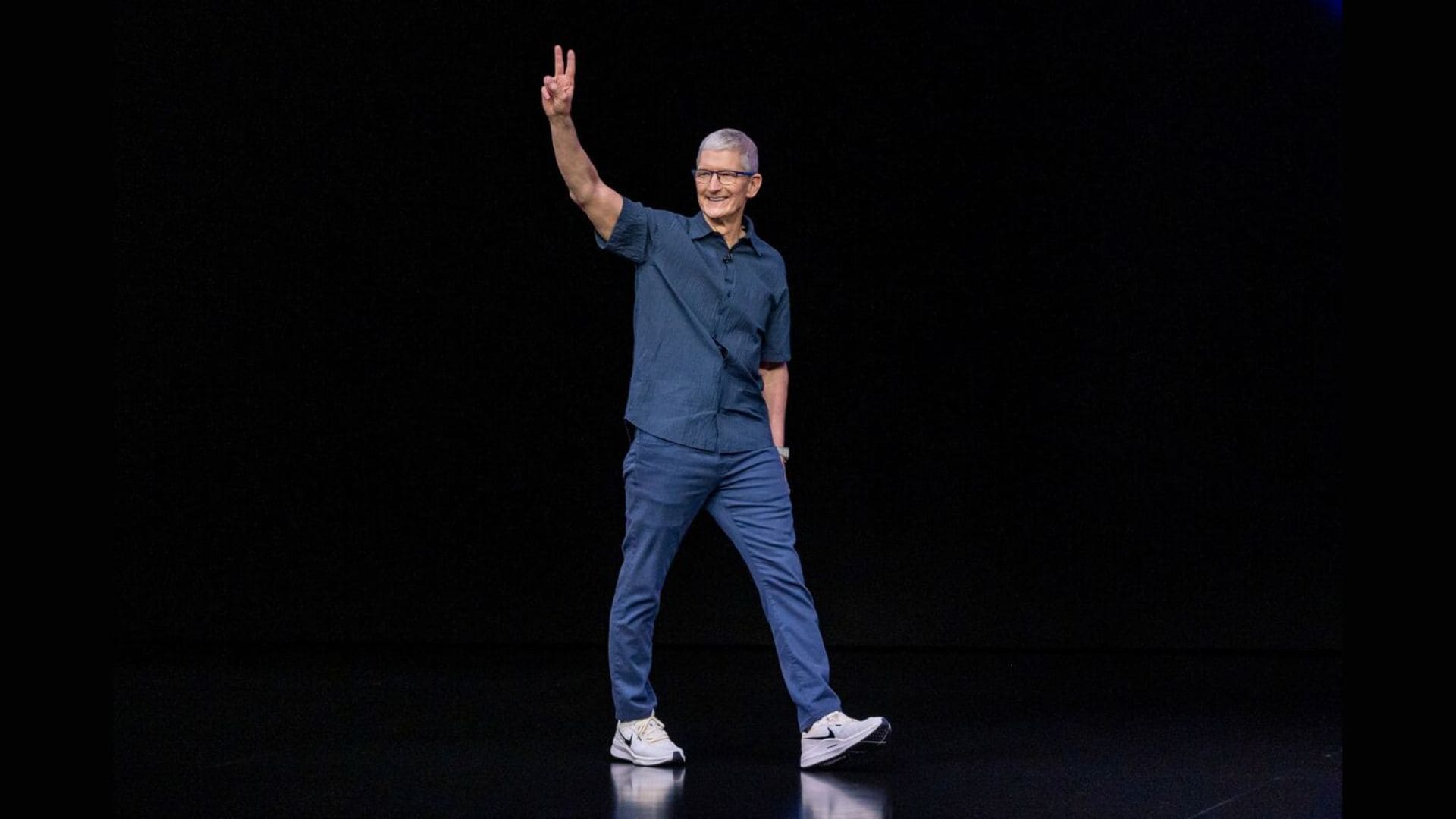 Tim Cook Steps Down as Apple CEO; John Ternus to Succeed, Cook Becomes Executive Chairman