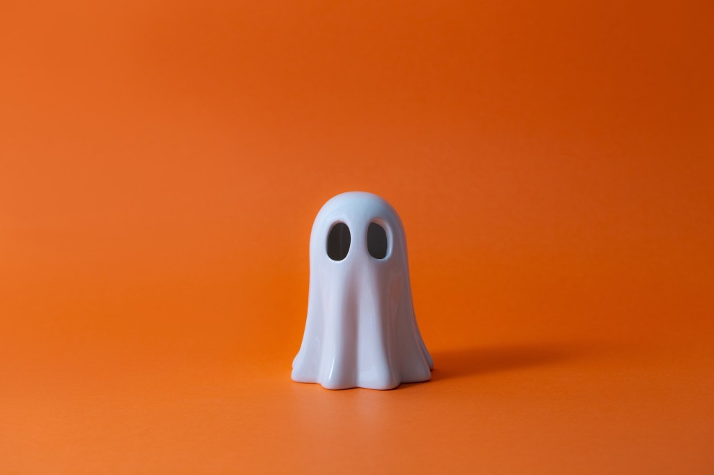 Ghost Angels Fund by Snap Alumni Targets AI-Driven Social Media Revival