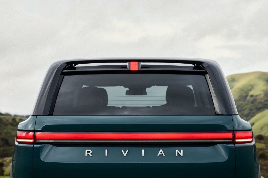 Rivian to Begin R2 SUV Deliveries on June 9, Targeting Mid-Sized EV Market