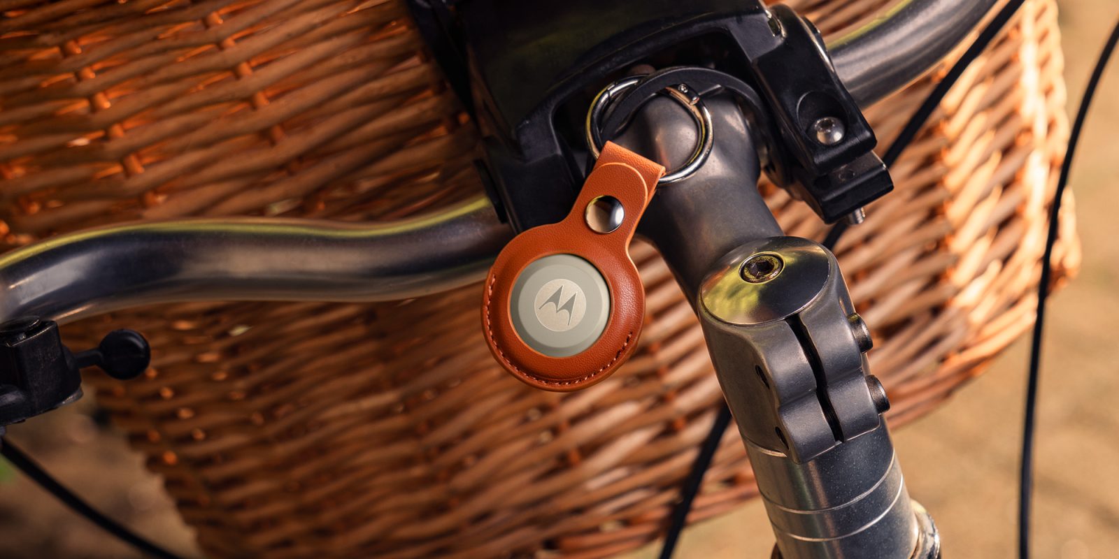 Motorola Set to Launch Moto Tag 2 in U.S. as First-Gen Model is Removed from Website