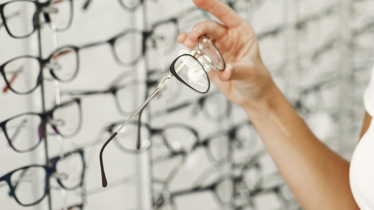 Apple Set to Disrupt Eyewear Industry with Mainstream Smart Glasses by 2026